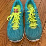 Nike Women's  Flex Run 2013 Green/White Running Shoes Sneakers Size 9.5‎ Photo 1