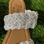 blowfish  Wisher Metallic White Beaded Sandals 9M Photo 2