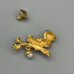 Vtg Avon Gold Tone Squirrel on Branch Dangle Simulated Pearl Acorn Lapel Tie Pin Size 0 Photo 4