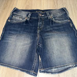 Silver Jeans  co suki mid jean denim short Photo 0