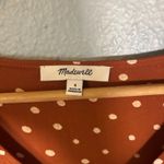 Madewell ‎ Women's Tiered-Sleeve Peplum Top in Inkspot Dot Burnt Clay Size 4 Photo 2