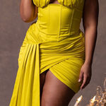 Pretty Little Thing NWT  Chartreuse CONSTRUCTED SATIN RUCHED DRAPED SKIRT Sz 20 Photo 0