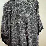 Liz Claiborne Black and White Patterned Poncho Cardigan Wrap Photo 11