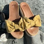 UGG  Yellow Bow Platform Sandals Size 6.5 Photo 13