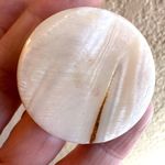 Abalone circle cocktail ring Photo 2