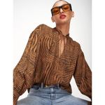 Equipment NWOT  jasmine long sleeve shirt brown animal print tie collar Small Photo 0