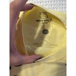 Hello Kitty  Yellow Cropped T-Shirt Women's 3XL Graphic Print Short Sleeve Cute Photo 2