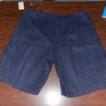 Valerie Stevens NWT  Dark Navy Size 14 Shorts with Crochet Photo 2