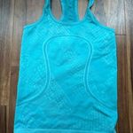 Lululemon  workout tank Photo 0