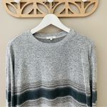 Z Supply  Pullover Sweater Top Gray Sz Small Photo 1