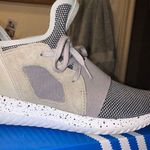 Adidas Tubular Defiant Women’s shoes size 7 Photo 0