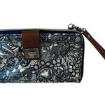 Sakroots Large Smartphone Wristlet Crossbody Navy & Cream Floral Zip Around Photo 1