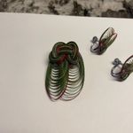 Handmade Hand Crafted Pin Brooch & Non Pierced Screw On Earrings Set Green /Red Photo 6