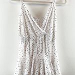 Storia Star Print V Neck Sleeveless Tie Waist Romper Playsuit White Medium Photo 3