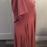 Torrid Plus size 2X ribbed Button Front V Neck Rose Pink Short Sleeve Pockets Photo 5