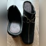 Aerosoles  Black Suede Pointy Toe. Buckled Front Blocked Heel Sz 6 Photo 5