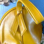 Lilly Pulitzer vintage calf leather clam purse includes necklace Photo 1