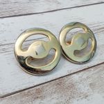 Vintage Clip On Earrings Photo 4