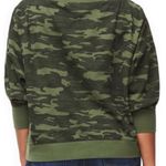 Good American Women's Off The Shoulder Green Camo Sweatshirt Size 5 - XXL Photo 1