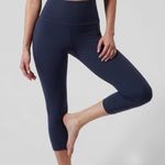 Athleta NYT- salutation stash pocket ll capri! Photo 0
