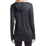 Beyond Yoga Women's Heathered Grey Ruched Hoodie Pullover Size M Photo 1