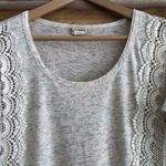 Daytrip  multicolor speckled cream space dye crochet trim top M Photo 2