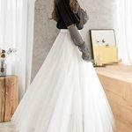 White Tulle Skirt Size Large Photo 0