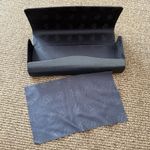 Brooks Brothers  Eyeglass Case Hard Shell Blue Magnetic W/glass Cloth Photo 2