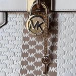 Michael Kors Purse Photo 12