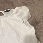 Chic Me White Textured Blouse SIZE L Size L Photo 3