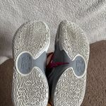 Nike Grey and white basketball shoes size 6 Photo 6