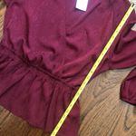 Leith Women’s Wine Cross Over Stretch Waist Peplum Blouse Elastic Cuffs Sz M NWT Photo 8