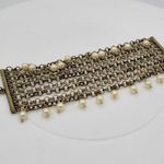VTG Pinned Pearl Cuff Bracelet 8" Gold Tone White Beads Wide Toggle Closure Photo 11