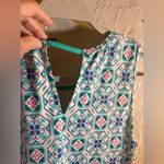 Colorful Sleeveless V Photo 8