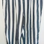 American Eagle Gray & White Striped High Rise Relaxed Crop Pants Photo 3