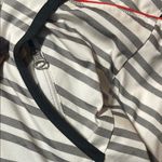 Lululemon Athletica Gray and Black Ski Jacket Photo 4