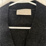 Everlane  oversized alpaca pocket cardigan, size xxs excellent condition. Photo 2