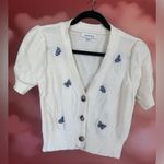 Women’s Medium Short Sleeve Sweater by Hooked Up. Butterfly detail. White Photo 0