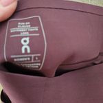 on cloud On Leggings Photo 7