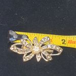 Silver Tone Clear Rhinestone Bow Unsigned Vtg Photo 3
