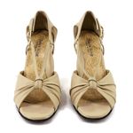 Taryn Rose  Bone Leather Sandals Size 39.5 M Photo 1