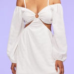 Divided H&M Dividend White Cut-Out Mini Dress Long Sleeves V Neck Ring Detail Photo 0