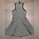 Club Monaco  black‎ grid print textured fit & flare dress size 2 Photo 2