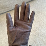 None Genuine leather gloves brown size medium NWT Photo 6