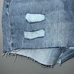 Old Navy  size 16 women’s high rise slouchy straight distressed denim shorts NWT Photo 1