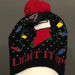 Forever 21 Light It Up Holiday Hat Photo 1
