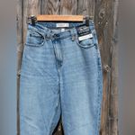 Abercrombie & Fitch  The 90’s Slim Straight ULTRA High Rise Curve Love Jeans NWT Photo 3