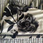 Lululemon athletica Black and White Floral Sports Bra sz8 Photo 3