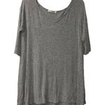 Andree by Unit Andree Oversized Gray Top Women’s Small Photo 0