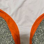 Vibrant orange high Photo 3